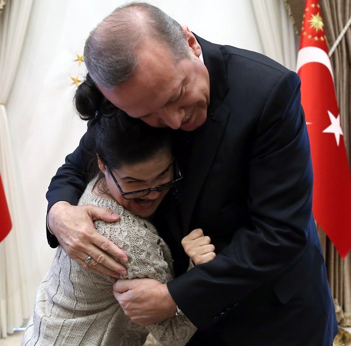 Erdoğan hayranı engelli Gülşah’ın hayali gerçek oldu