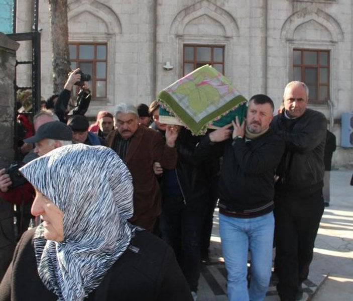 Hain saldırıda ölen Büşra toprağa verildi