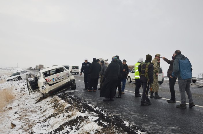 Diyarbakır'da zincirleme kaza: 1 ölü, 6 yaralı