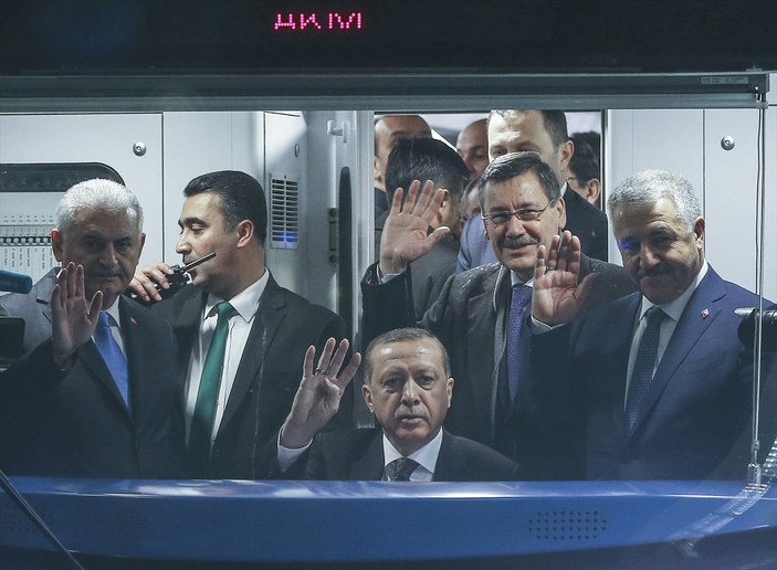 Cumhurbaşkanı Erdoğan Keçiören Metrosu açılışında