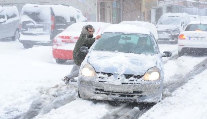 İstanbul'da kar yağışı