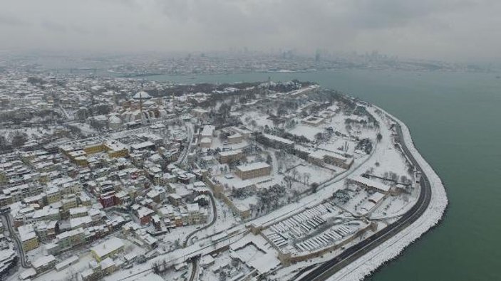 Havadan fotoğraflarla İstanbul'da kar