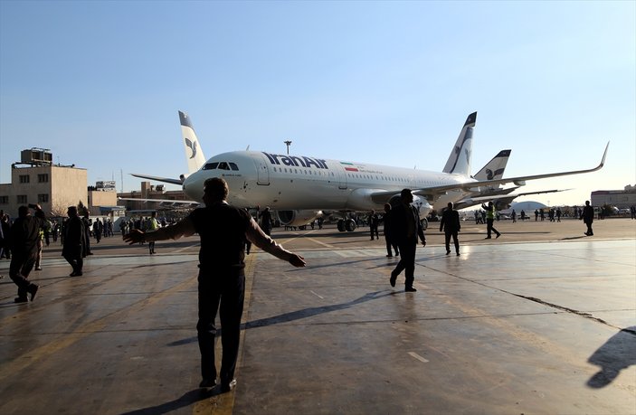 İran ambargo sonrası ilk uçağını aldı