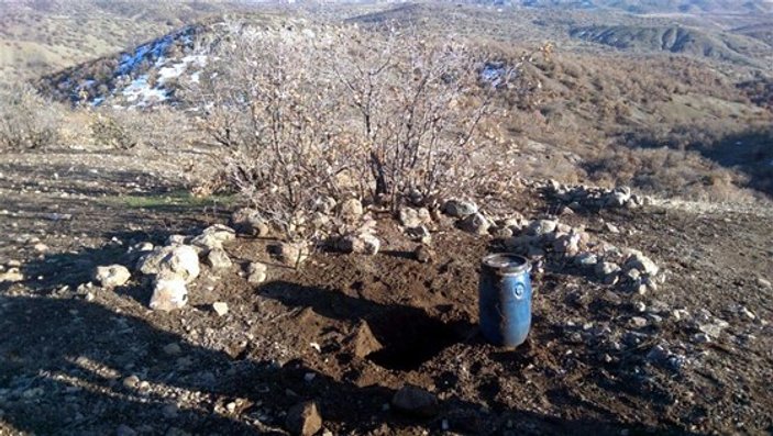Diyarbakır'da PKK'ya ait 9 sığınak imha edildi
