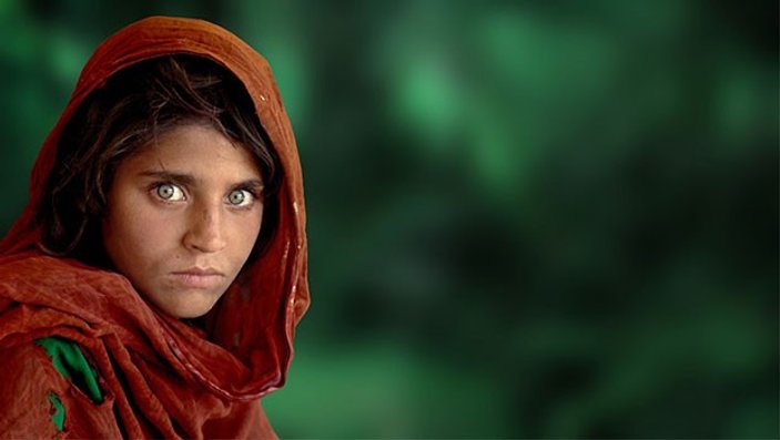 Afgan kızı kendi fotoğrafına sitem etti