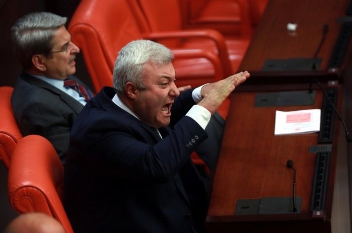 Meclis'te CHP'li Tuncay Özkan'ın isyanı
