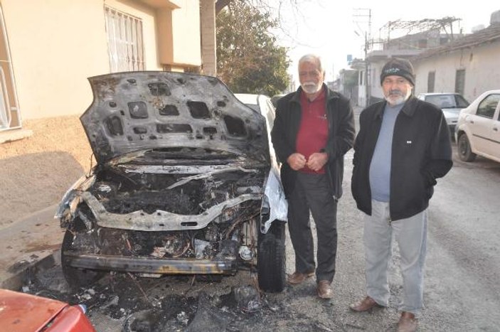 Reyhanlı'da bir gecede 10 araç yakıldı