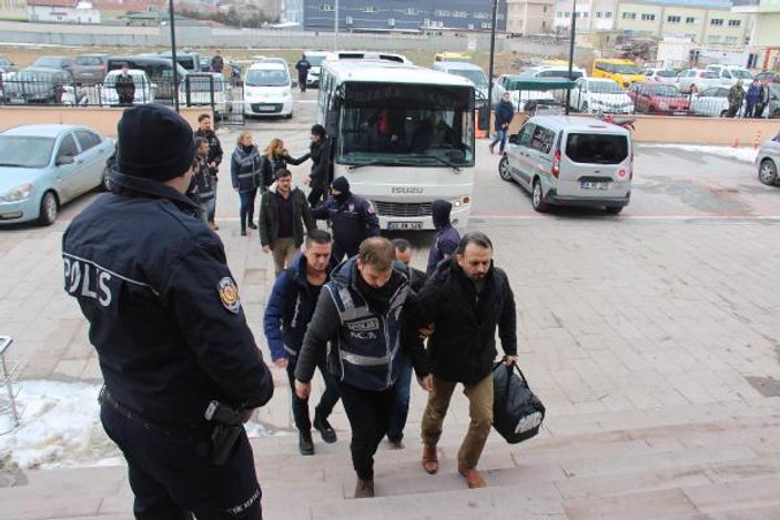 Edirne’de ByLock kullanan 12 polise gözaltı