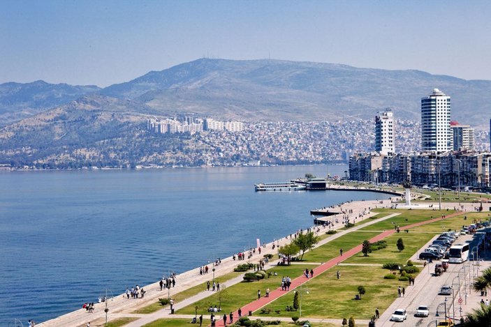 İzmir'de 1+1 konutlara ilgi artıyor