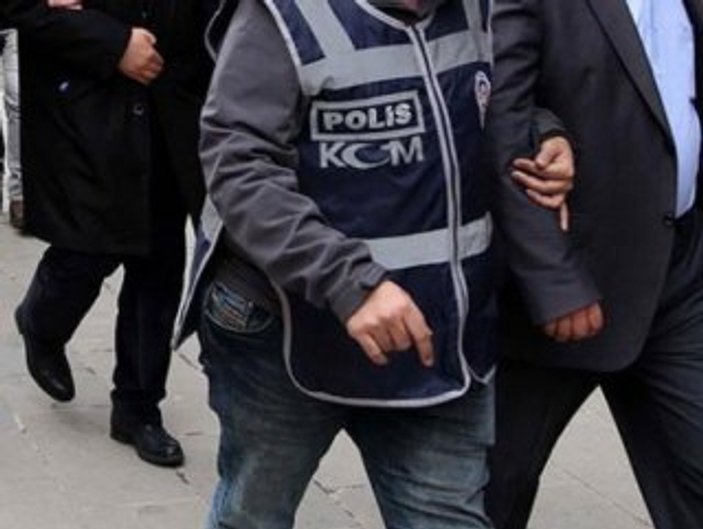 Gaziantep'te 25 polis FETÖ'den tutuklandı