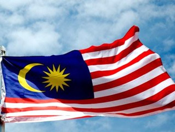 Malezya'da turist teknesi kayboldu