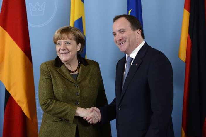 Merkel: AB, Kuzey Afrika'yla da sığınmacı anlaşması yapmalı