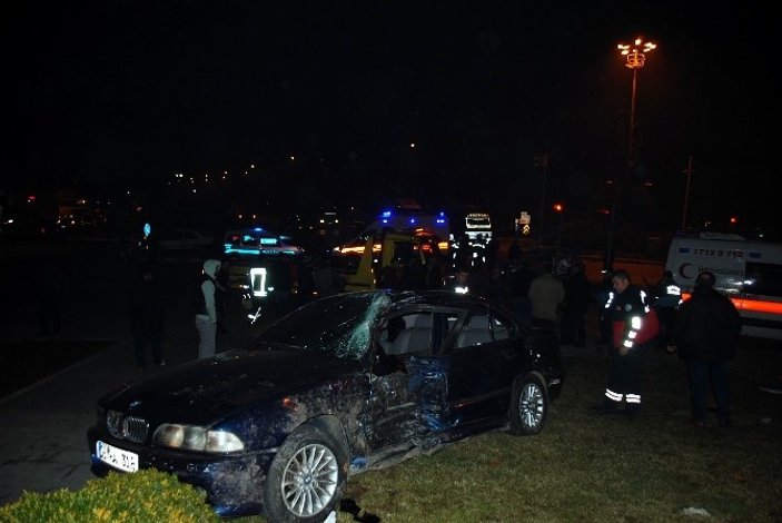 Manisa’da 4 aracın karıştığı kazada 10 kişi yaralandı
