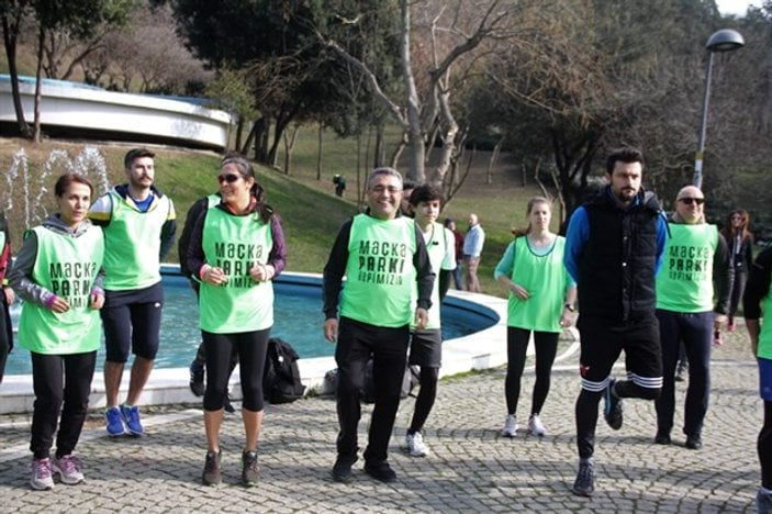 CHP'li Tanrıkulu Maçka Parkı protestosunda yoga yaptı