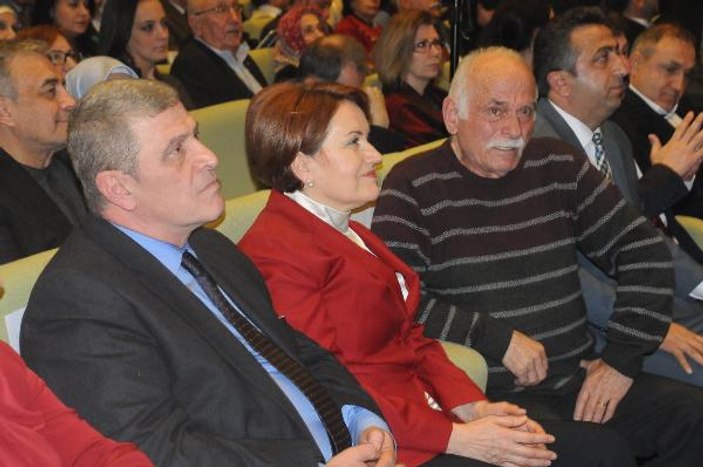 Meral Akşener'in referandum ütopyası