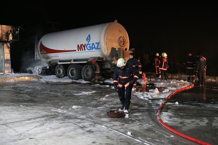 Ankara'da korkutan tanker yangını