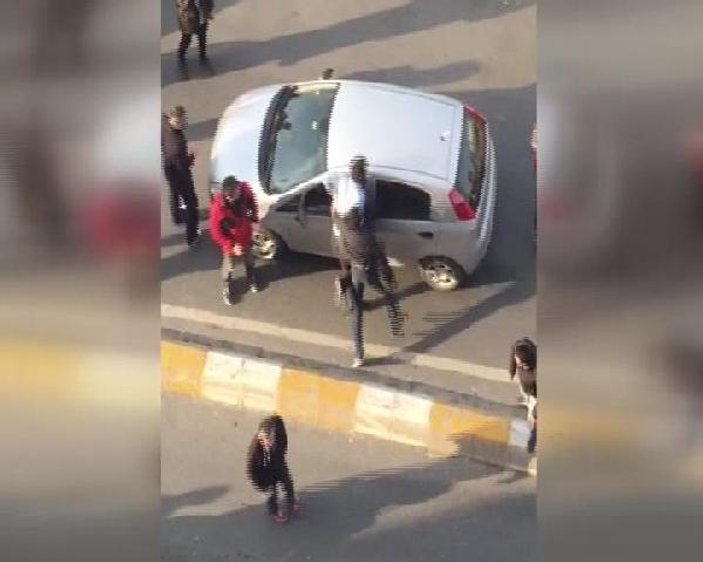 Taksim'de bıçaklı kavga