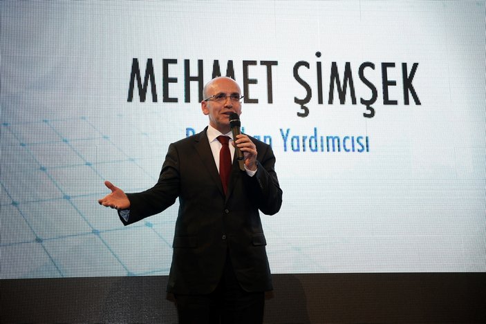 Başbakan Yardımcısı Şimşek'ten ev ekonomisi anlatısı