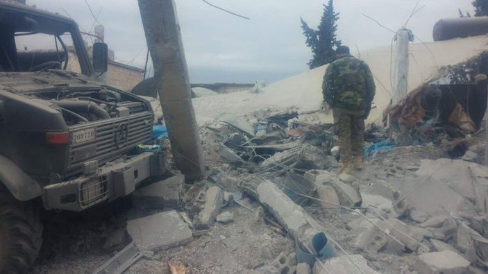 Rus uçaklarının vurduğu Türk karargahından fotoğraflar