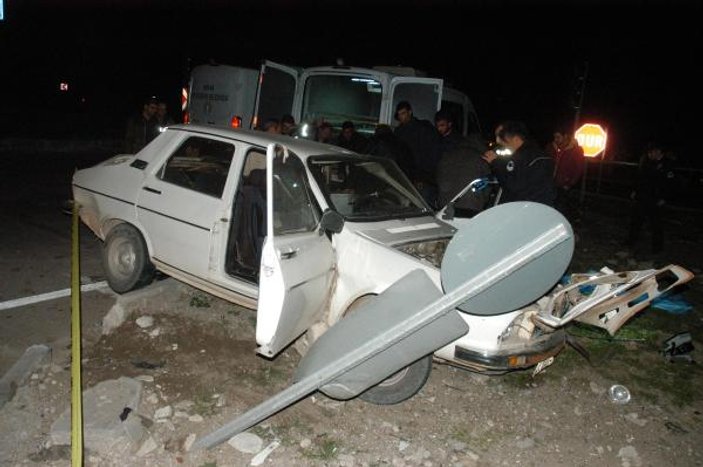 Adana'da cenaze dönüşü kaza: 3 ölü, 1 yaralı