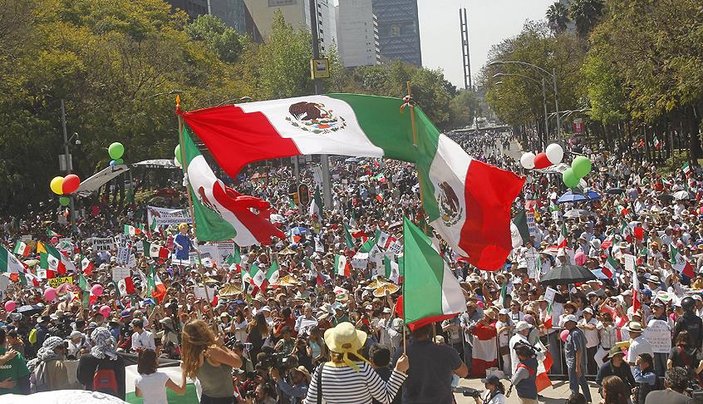 Meksika'da Donald Trump karşıtı gösteri