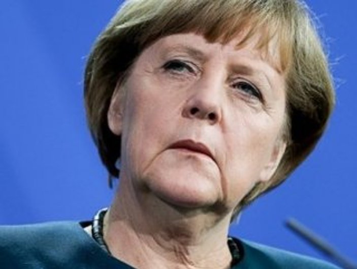 Merkel tepki için İsrail ziyaretini iptal etti