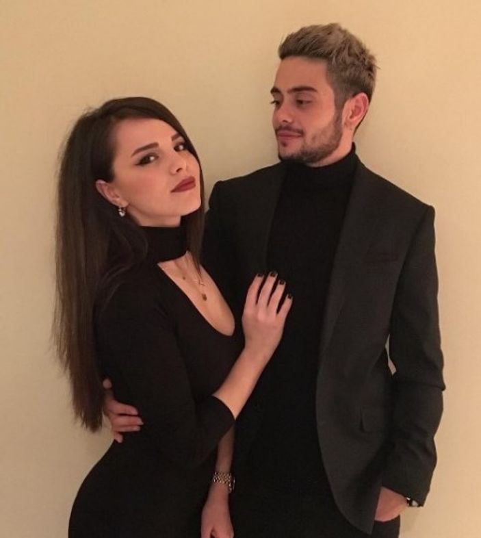 Rüzgar Erkoçlar'dan sevgilisine evlilik teklifi