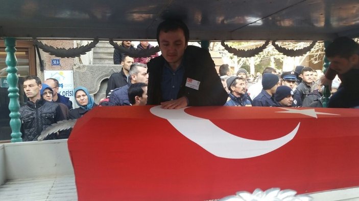İzmir şehit polisini uğurladı