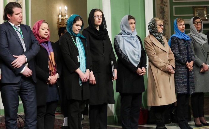 İsveçli kadın bakanlar: Neden mi başörtüsü taktık