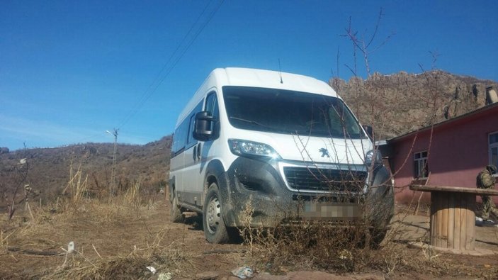 Diyarbakır'da bombalı saldırıda kullanılacak 2 araç yakalandı