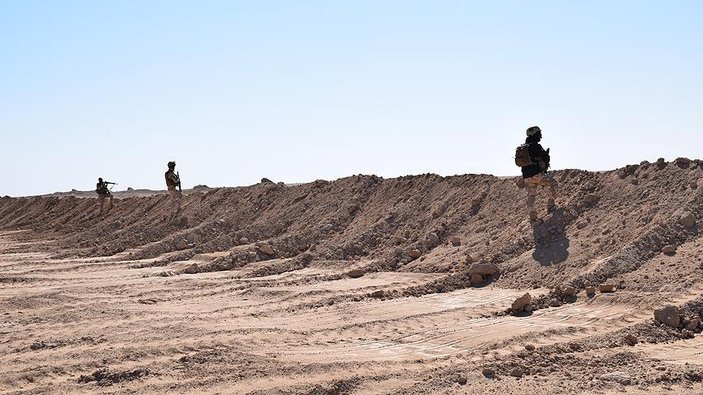 Irak'ta DEAŞ'a karşı 45 kilometrelik hendek kazılıyor
