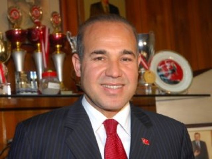 Adana Büyükşehir Belediye Başkanı Sözlü'ye 5 yıl hapis