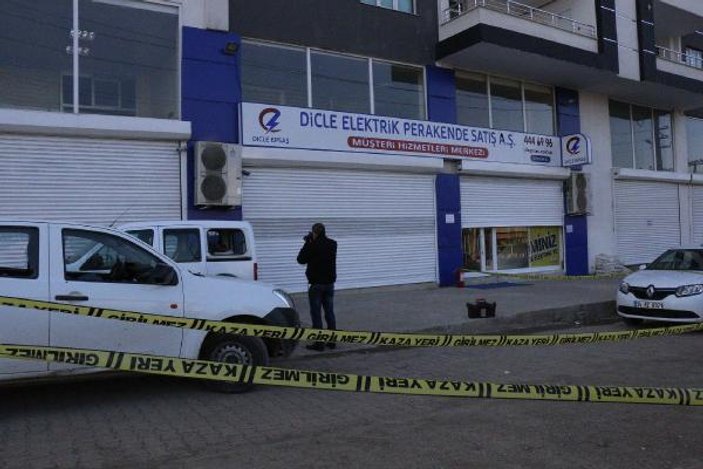 Şanlıurfa'da elektrik dağıtım şirketi müdürlüğüne silahlı saldırı