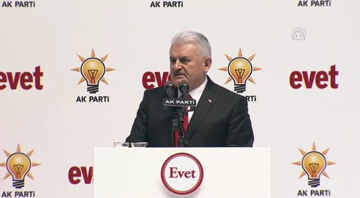 AK Parti referandum startını verdi