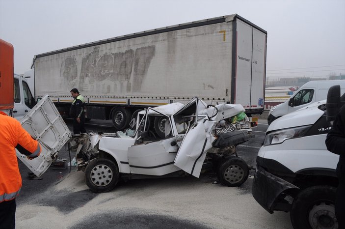 Kocaeli'de zincirleme trafik kazası: 6 yaralı