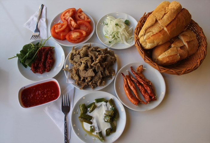 Edirne ciğercileri garnitür konusunda ikiye bölündü