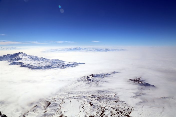 Nahçivan'da kartpostallık sis bulutu
