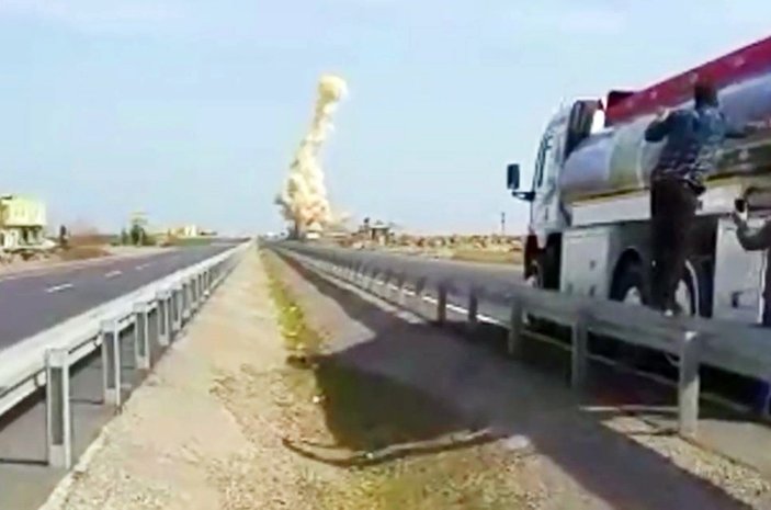 Mardin'de yola döşenen bomba imha edildi