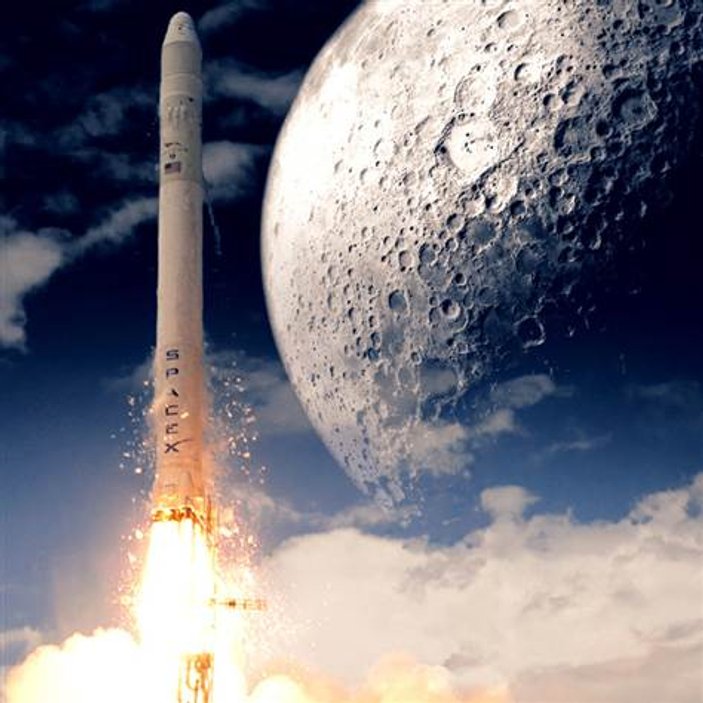 SpaceX firmasından Ay'ın çevresinde uçuş imkanı