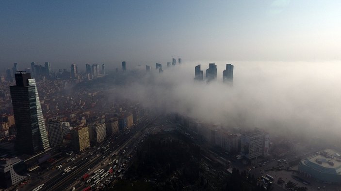 İstanbul’da yoğun sis drone ile havadan görüntülendi