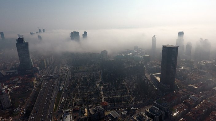 İstanbul’da yoğun sis drone ile havadan görüntülendi