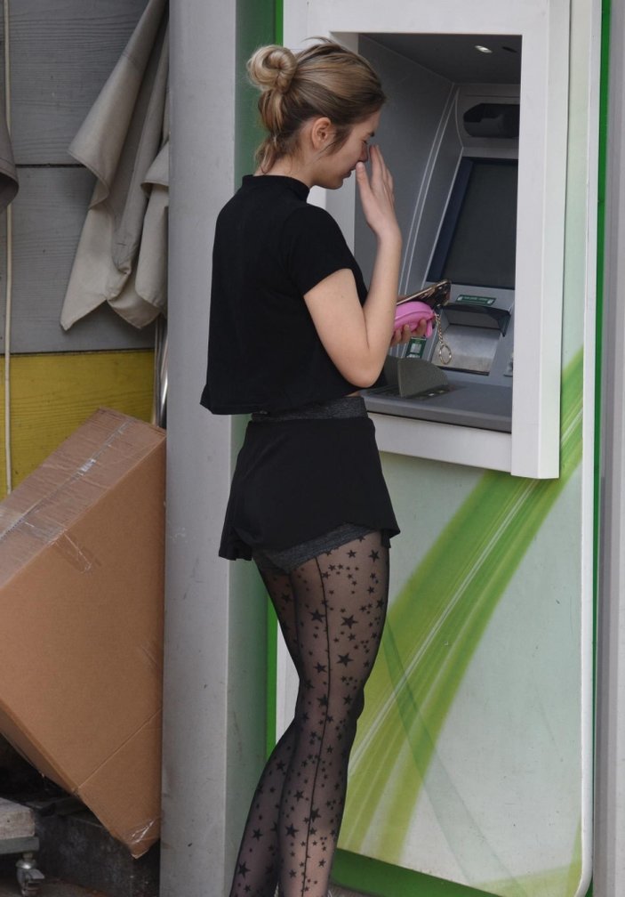 Aleyna Tilki ATM'den para çekemedi