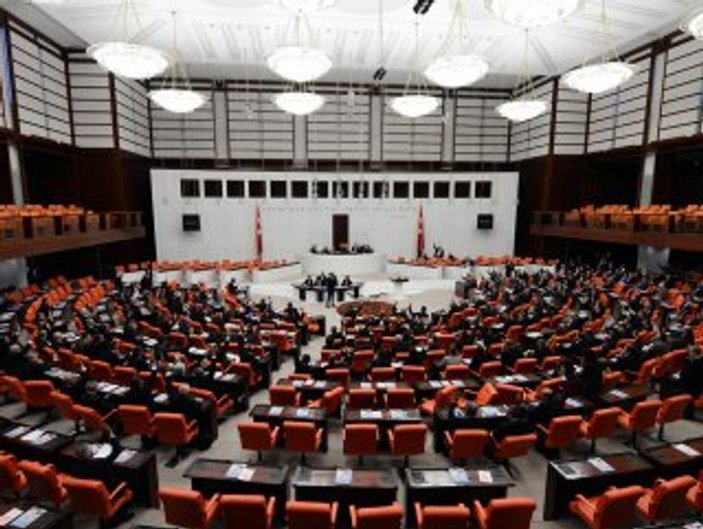 Meclis'te 3 günde 97 tasarı kabul edildi