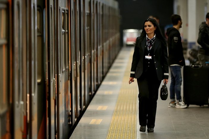 İstanbul metrosunun kadın makinistleri