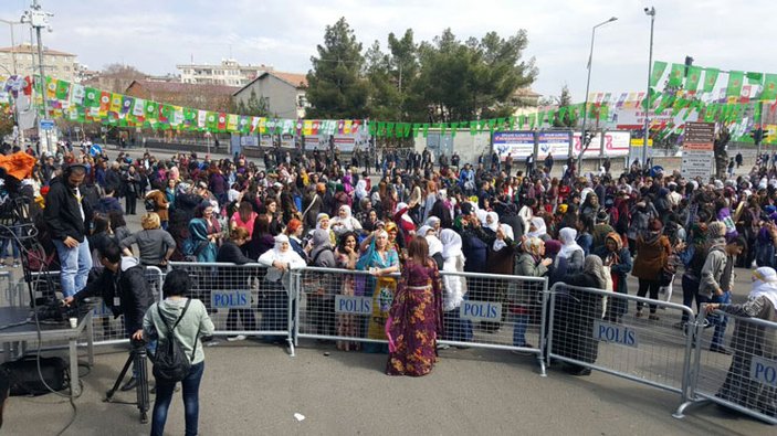 HDP'nin Kadınlar Günü etkinliğinde meydan boş kaldı