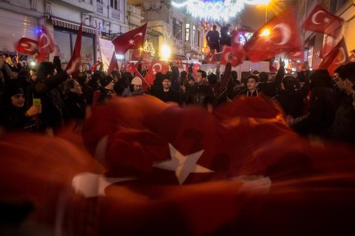 Hollanda polisi açıklama yaptı: 7 yaralı var