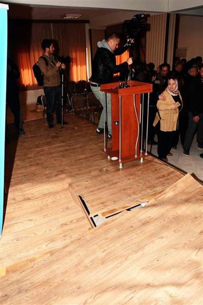 Bakan Müezzinoğlu ile selfie yaparken platform çöktü