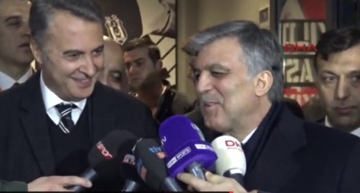 Abdullah Gül, Beşiktaş'ın zaferini kutladı