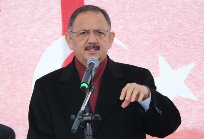 Bakan Özhaseki CHP'li Baykal'a yüklendi