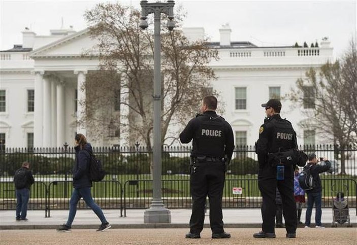 Beyaz Saray girişinde bomba alarmı